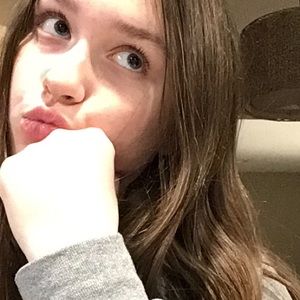 Meet your Posher, Lily